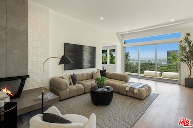 3564 Multiview Dr, Los Angeles, CA 90068 - photo 5