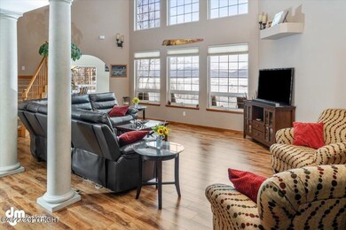 05-Living Room_DMD_5499