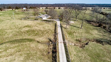 220 S PURDY LN COLUMBIA MO