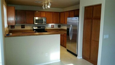 tonto kitchen 1.jpg
