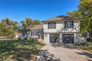 401 N Madison St, Raymore, MO 64083 - photo 5