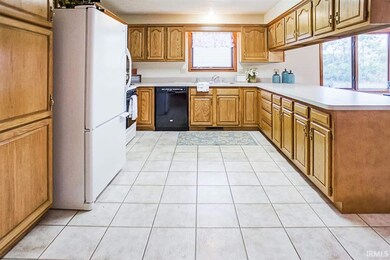 116 Lynn Dee Ct, New Carlisle, IN 46552 - photo 4