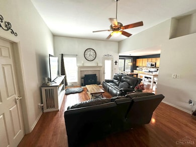 191 Lakeview Dr, Franklin, OH 45005 - photo 4