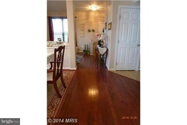 21727 Ladbroke Grove Ct, Sterling, VA 20166 - photo 2