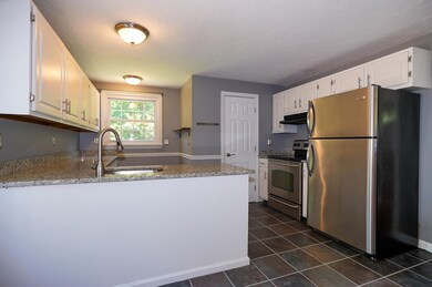 208 Farm St unit 208, Bellingham, MA 02019 - photo 5