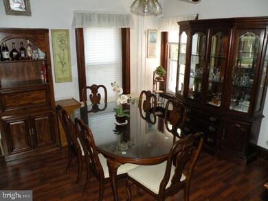 344 E Jackson St, New Holland, PA 17557 - photo 5