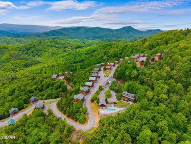 004-3105LakeviewLodgeDrive-Sevierville-T