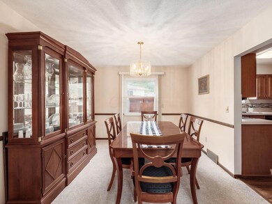 6213 Willowcrest Dr, Columbus, OH 43229 - photo 6