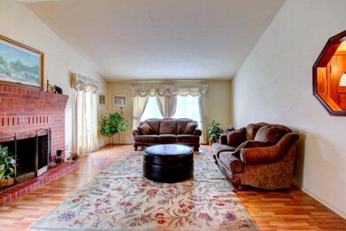 2434 Pinebrook Cir, Medford, OR 97504 - photo 7