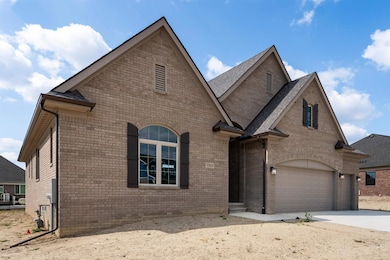 18213 Stallman Dr unit 137, Macomb Township, MI 48044 - photo 2