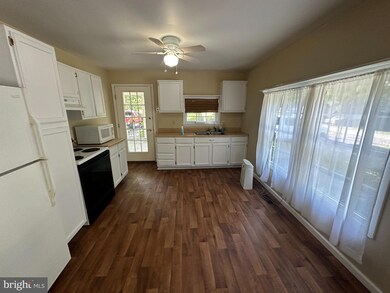 20709 Wilkins Ave, Rock Hall, MD 21661 - photo 6