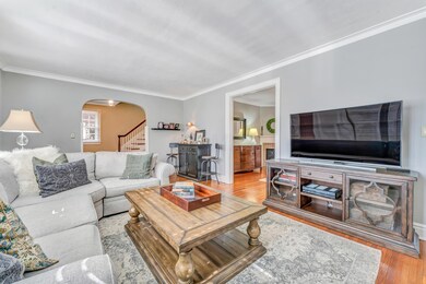 2434 Bryden Rd, Columbus, OH 43209 - photo 5