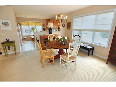 812 Charles Ct, Oregon, WI 53575 - photo 5