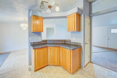 9463 Blackwell Rd, Central Point, OR 97502 - photo 6