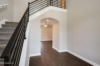 008-9072 Lakeside Circle-MLS Version