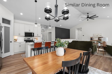 4727 Willow Cir, Davenport, IA 52806 - photo 5