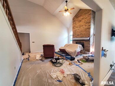 4420 Forest Rd, Davenport, IA 52807 - photo 3