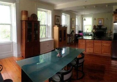 1 Hamilton St unit 2, Salem, MA 01970 - photo 4