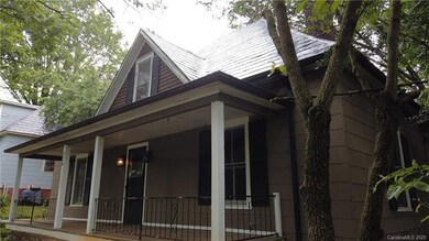 328 S Race St, Statesville, NC 28677 - photo 4