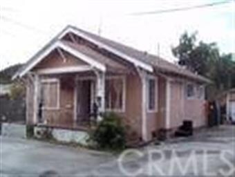 REAR 2 bedroom 1 bath house currently rented