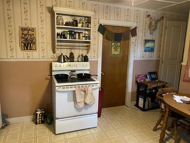 06 Kitchen