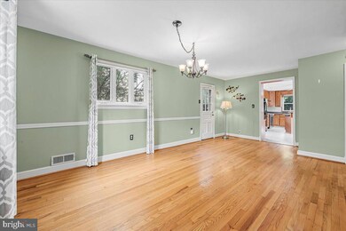 10101 Portland Rd, Silver Spring, MD 20901 - photo 6