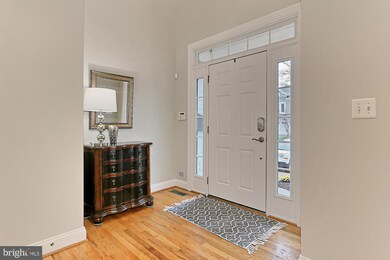 309 Pine St, Falls Church, VA 22046 - photo 4