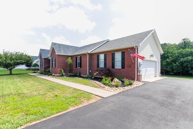 605 Meadowlark Dr, Shelbyville, TN 37160 - photo 3