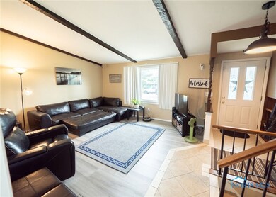 2279 104th St, Toledo, OH 43611 - photo 2