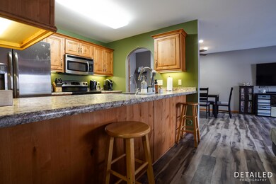 4520 Sundancer Unit 2-5