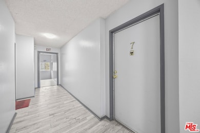 13903 Sherman Way unit 7, Van Nuys, CA 91405 - photo 6