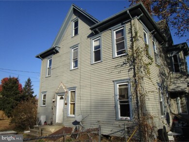 310 Billings Ave, Paulsboro, NJ 08066 - photo 5