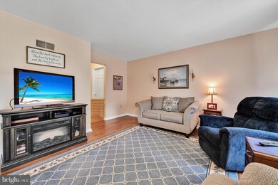 3996 Parkside Ct, Mount Joy, PA 17552 - photo 6