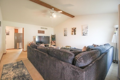 501 Cherokee Ln, Fort Atkinson, WI 53538 - photo 5