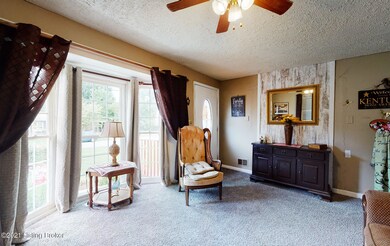 8203-Biscane-Dr-20210715-005