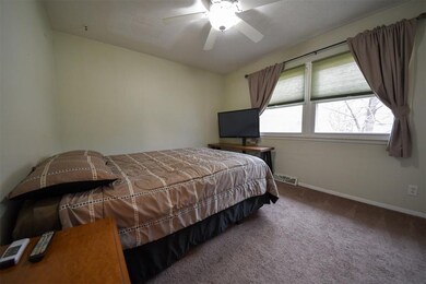 318 31st St SW, Cedar Rapids, IA 52404 - photo 7