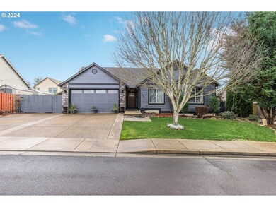 612 N 6th St, Carlton, OR 97111 - photo 4