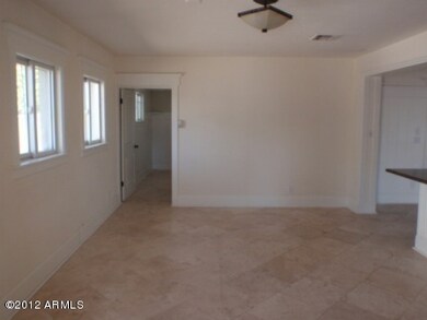2022 N 38th Place #6