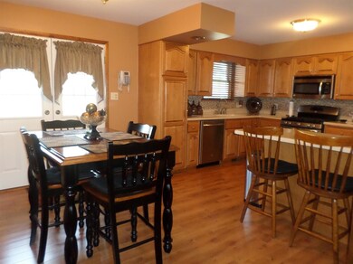 435 N Wright St, Griffith, IN 46319 - photo 7