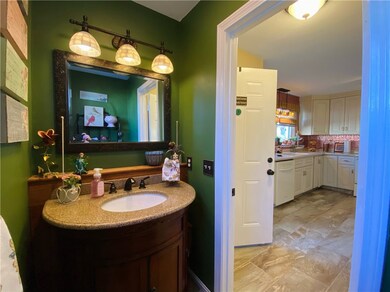 1603 Plainfield Pike unit D10, Johnston, RI 02919 - photo 5