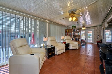 32880 Barcelona Dr, Thousand Palms, CA 92276 - photo 7