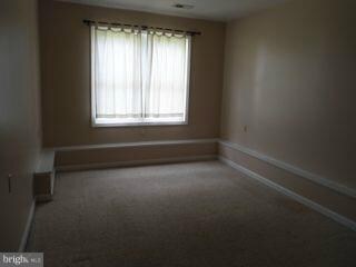 555 Willis Dr, Bunker Hill, WV 25413 - photo 6