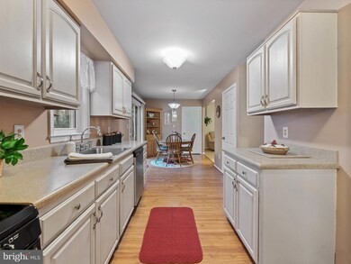 2164 Sooner Ct, Sykesville, MD 21784 - photo 5