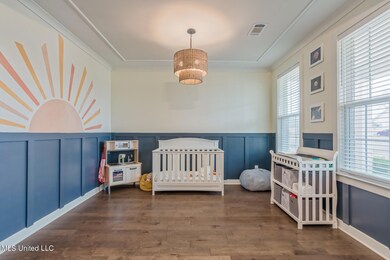 Hardwood Floor in Dining Room
