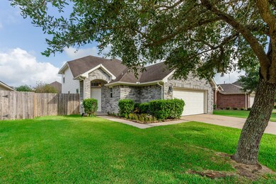1807 Coronel St, Alvin, TX 77511 - photo 2