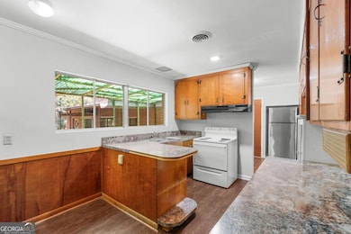 218 S Edgewood Dr, Statesboro, GA 30458 - photo 7