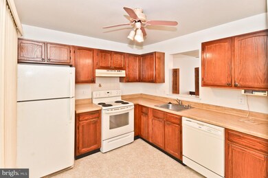 745 Saint Michaels Dr, Bowie, MD 20721 - photo 7