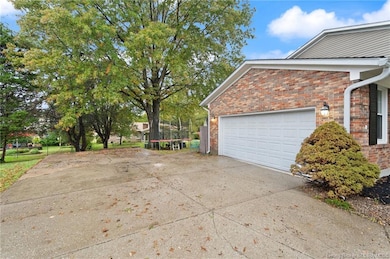 30 Doebrook Ct, New Albany, IN 47150 - photo 5