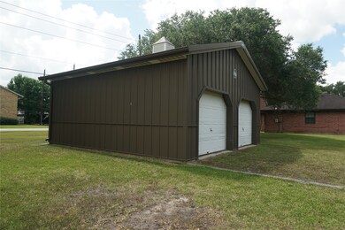 8611 Charity St, Needville, TX 77461 - photo 7