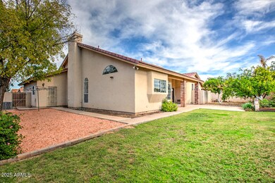 1129 E Knight Ln, Tempe, AZ 85284 - photo 3